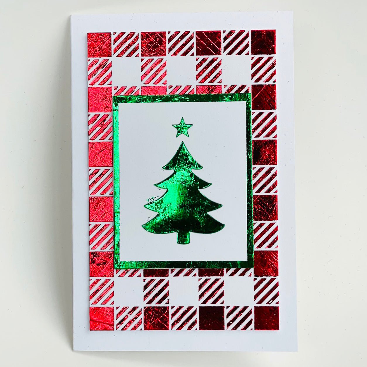 The Crafters Workshop - Foil Transfer Sheets 6x6 Crimson Red - TCW9102